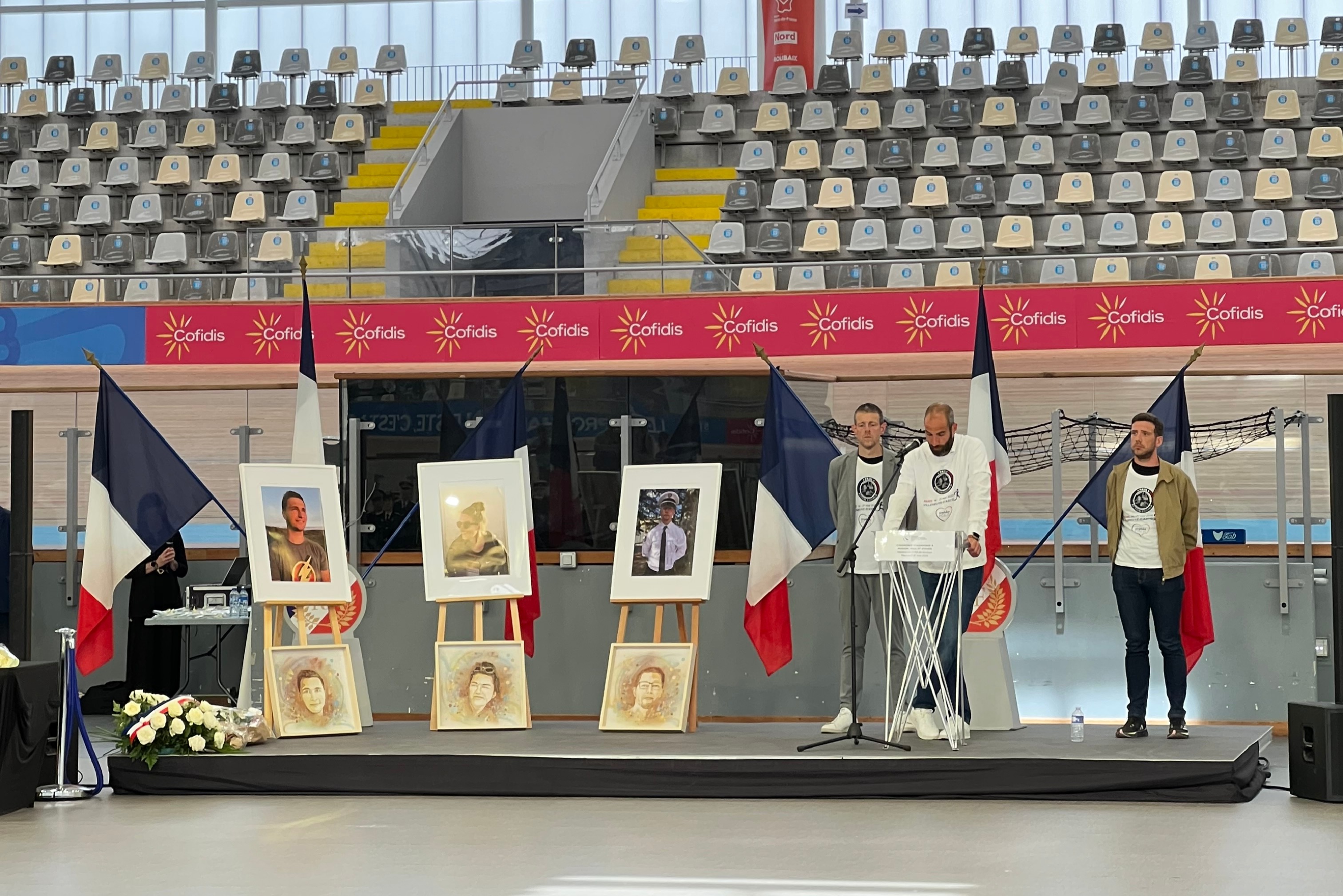 Cérémonie à Roubaix en l'honneur de Manon, Paul et Steven