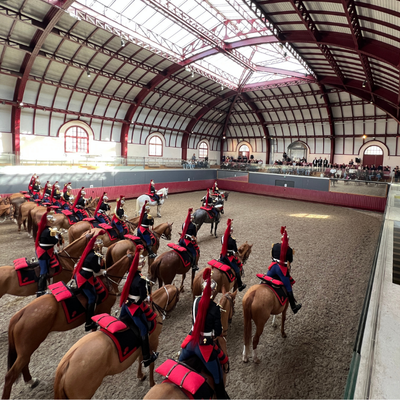 garde républicaine face à nos jeunes protégés